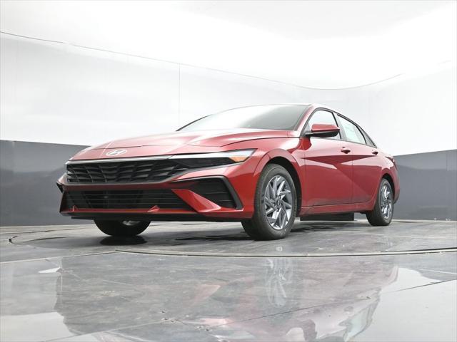 new 2025 Hyundai ELANTRA HEV car, priced at $25,608