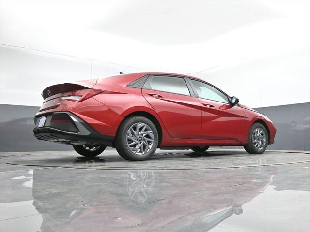 new 2025 Hyundai ELANTRA HEV car, priced at $25,608