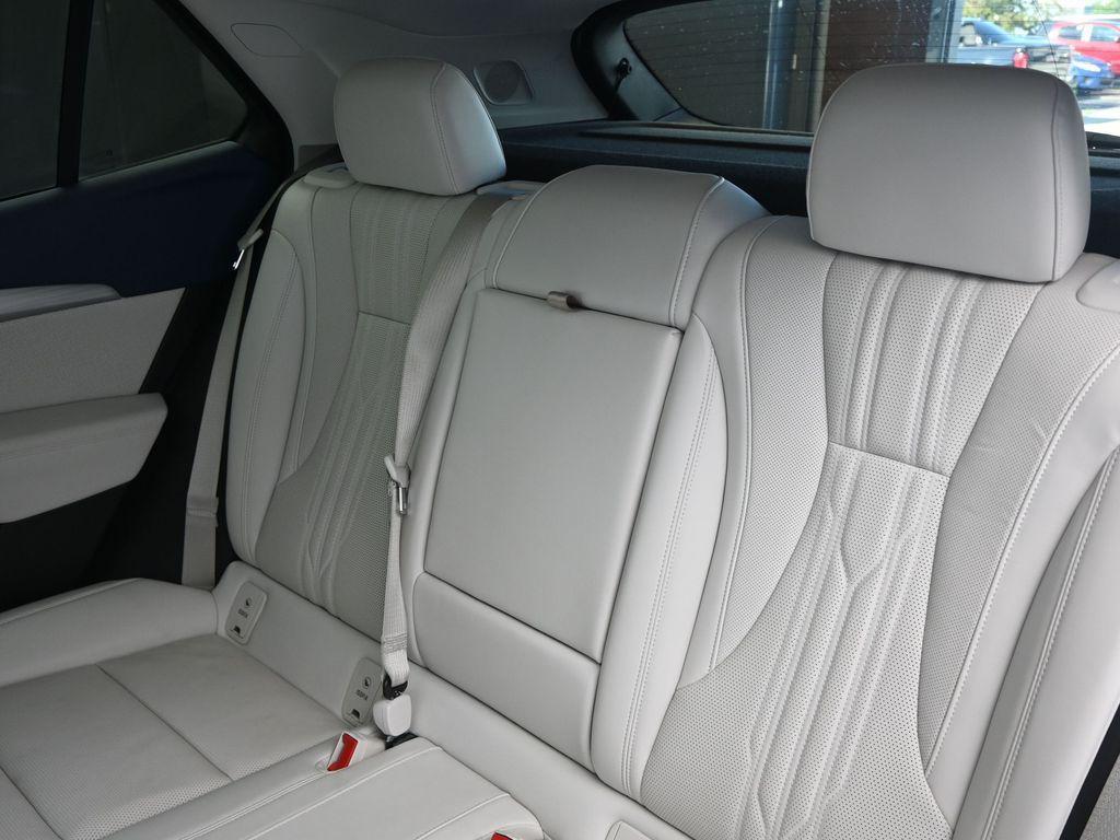 used 2024 Buick Envision car, priced at $34,888