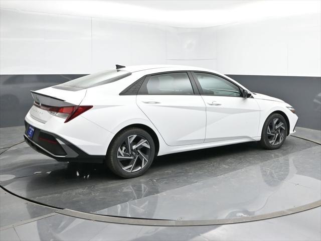 new 2025 Hyundai Elantra car, priced at $22,990