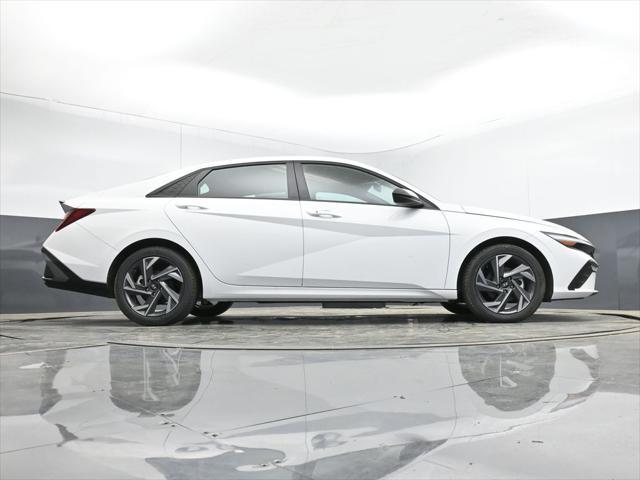new 2025 Hyundai Elantra car, priced at $22,990