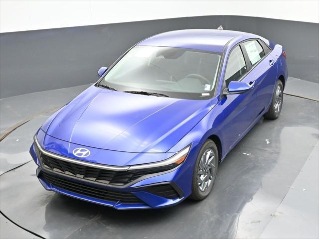 new 2024 Hyundai Elantra HEV car, priced at $23,465