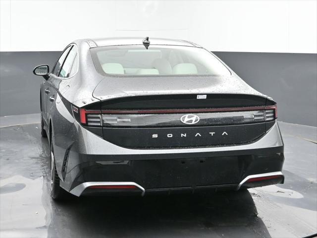 new 2024 Hyundai Sonata car, priced at $28,255