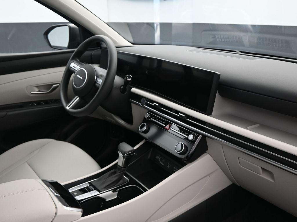 new 2026 Hyundai Tucson car, priced at $32,278
