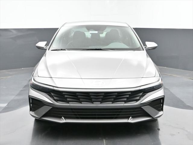 new 2024 Hyundai Elantra car, priced at $22,235