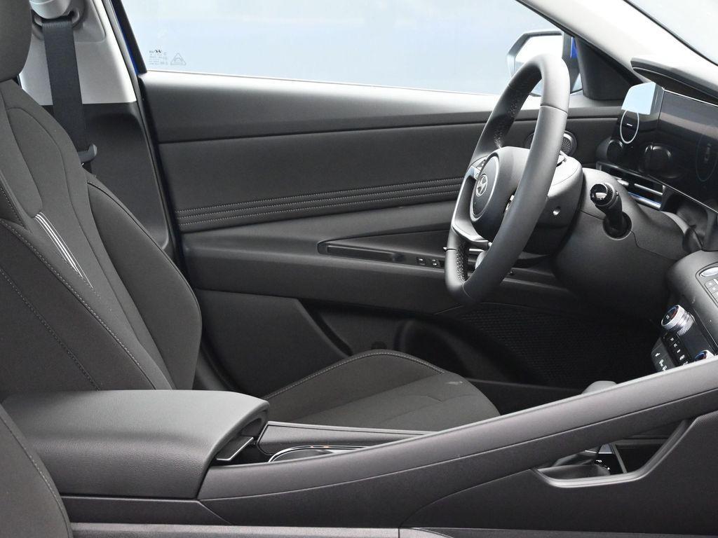 new 2025 Hyundai Elantra car, priced at $25,434
