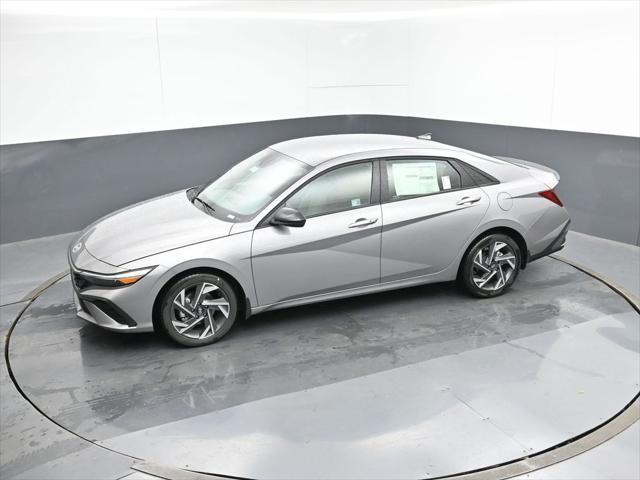 new 2025 Hyundai Elantra car, priced at $22,910