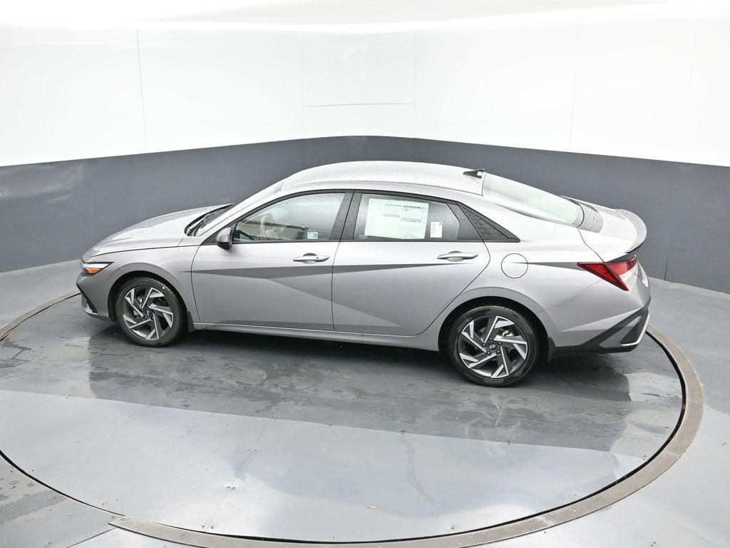 new 2025 Hyundai Elantra car, priced at $22,910