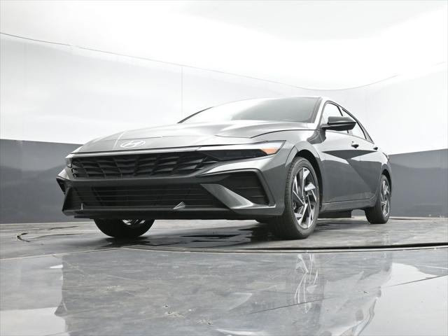 new 2025 Hyundai Elantra car