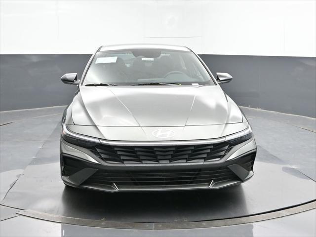 new 2025 Hyundai Elantra car