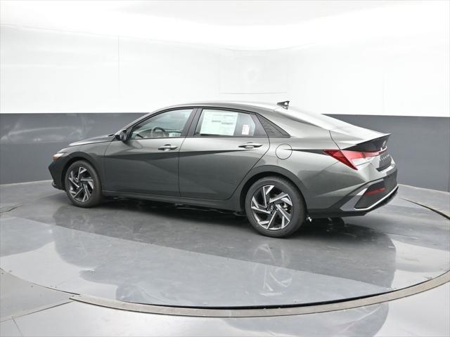 new 2025 Hyundai Elantra car