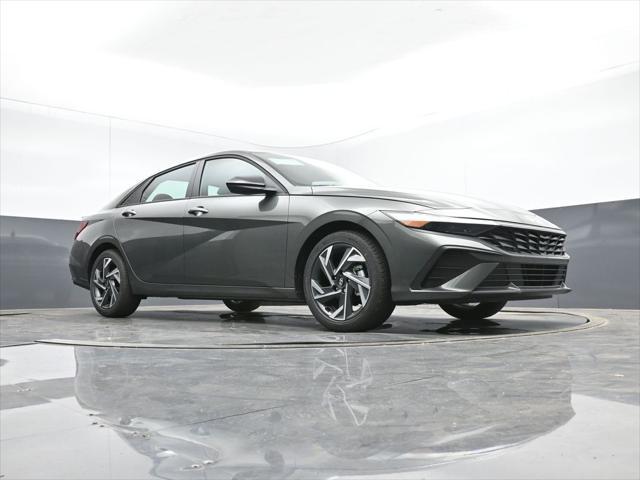 new 2025 Hyundai Elantra car, priced at $23,103
