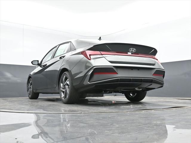 new 2025 Hyundai Elantra car