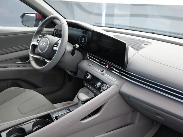 new 2025 Hyundai Elantra car, priced at $25,921
