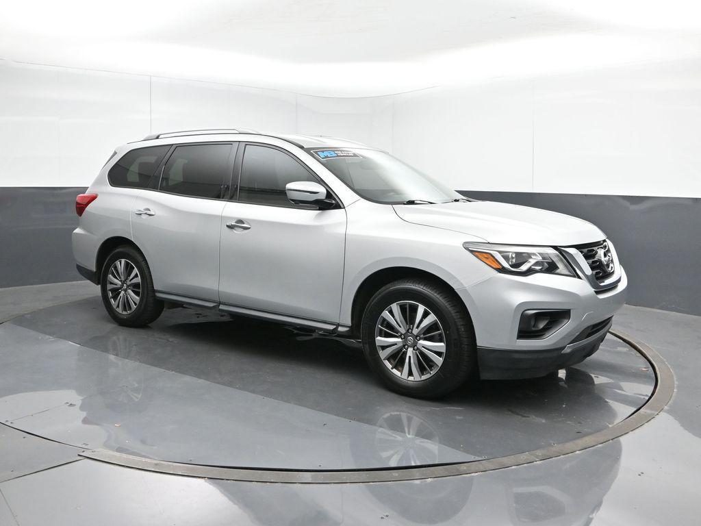 used 2020 Nissan Pathfinder car, priced at $15,668