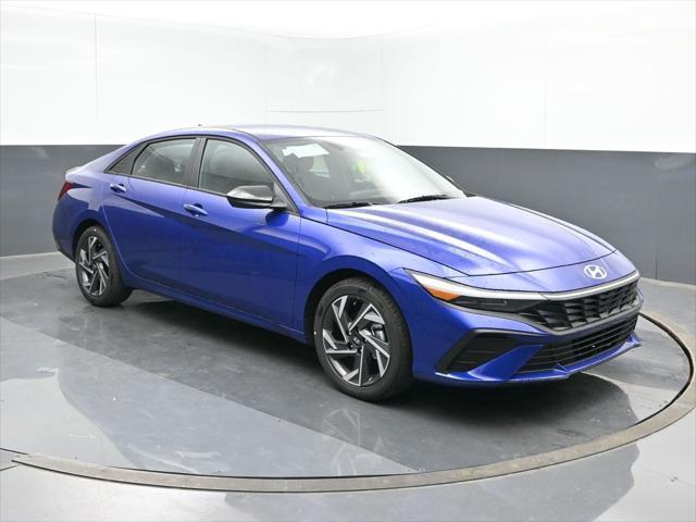 new 2025 Hyundai Elantra car, priced at $22,961