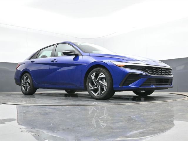 new 2025 Hyundai Elantra car, priced at $22,961
