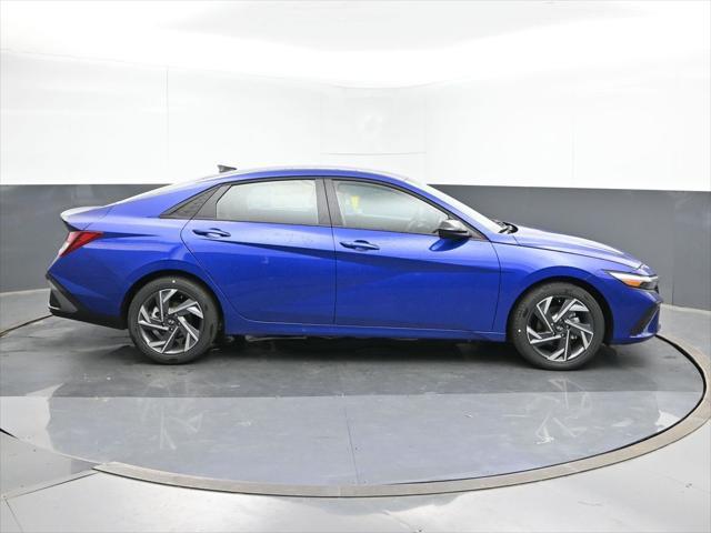 new 2025 Hyundai Elantra car, priced at $22,961