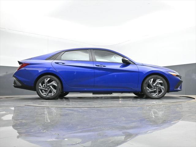new 2025 Hyundai Elantra car, priced at $22,961