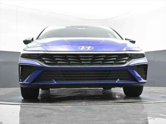 new 2025 Hyundai Elantra car, priced at $22,961
