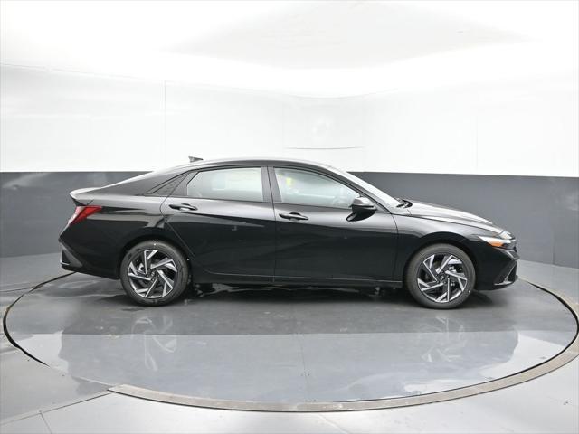 new 2025 Hyundai Elantra car, priced at $23,103