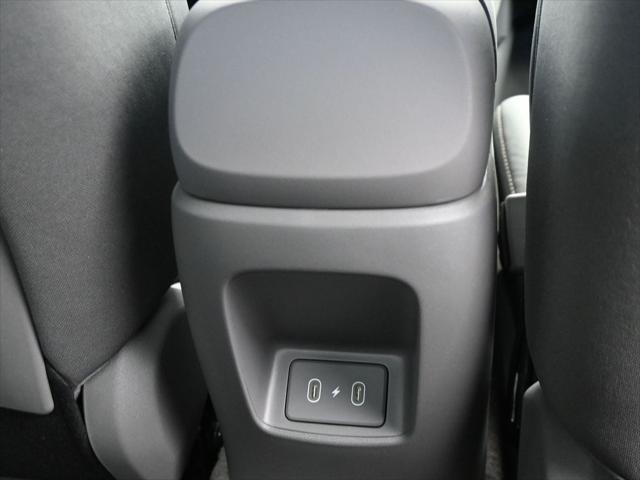 new 2025 Hyundai Elantra car, priced at $23,103