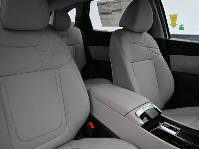 new 2025 Hyundai Tucson car, priced at $28,211