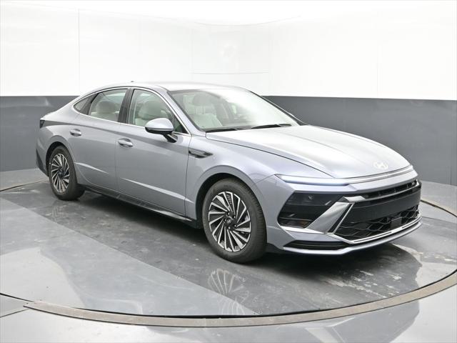 new 2024 Hyundai Sonata Hybrid car, priced at $29,035