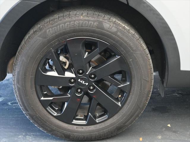 used 2022 Kia Sorento car, priced at $26,558