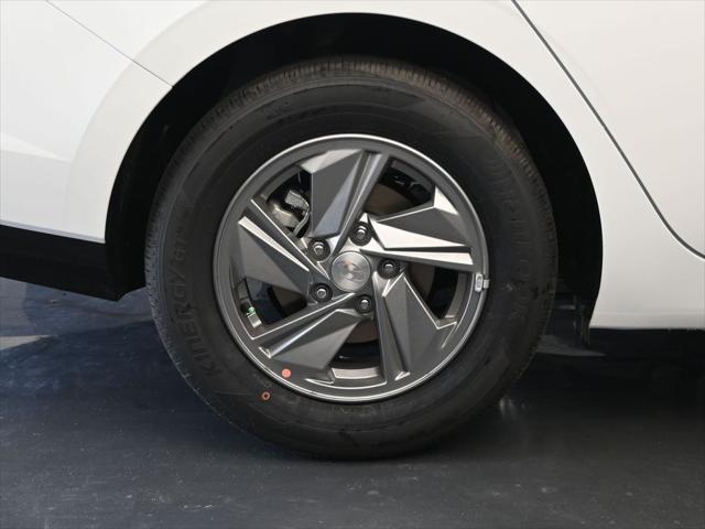 new 2025 Hyundai Elantra car, priced at $22,402