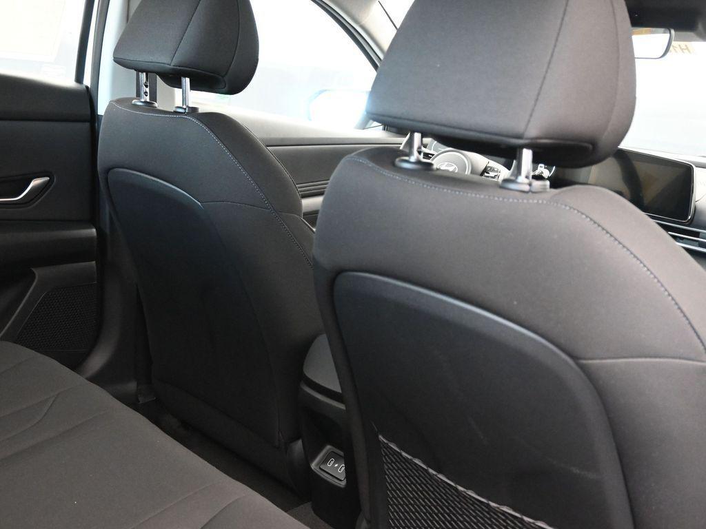 new 2025 Hyundai Elantra car, priced at $25,921