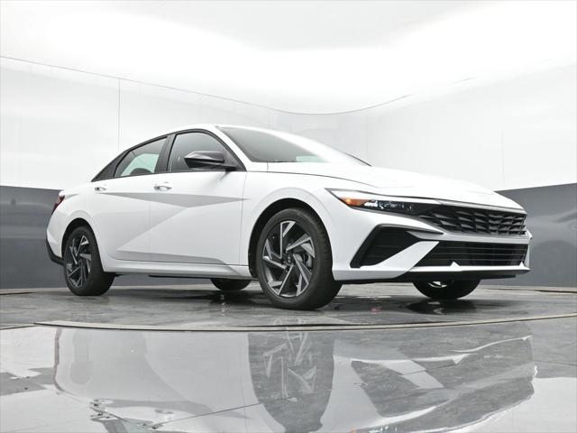 new 2025 Hyundai Elantra car, priced at $25,478