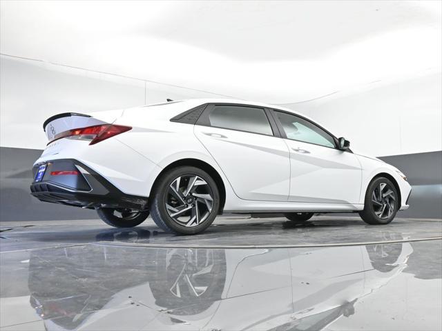 new 2025 Hyundai Elantra car, priced at $25,478