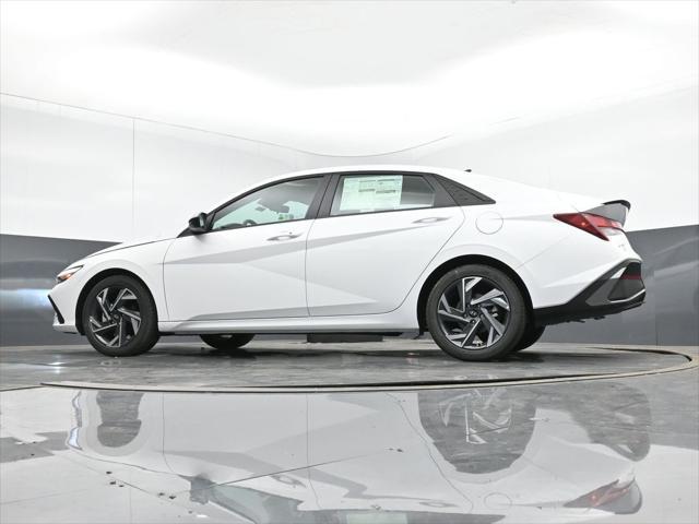 new 2025 Hyundai Elantra car, priced at $25,478