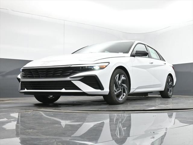 new 2025 Hyundai Elantra car, priced at $25,478