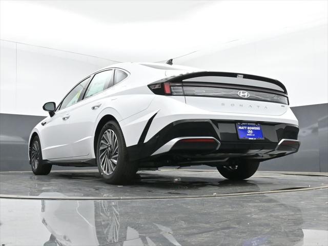 new 2025 Hyundai Sonata Hybrid car, priced at $31,819