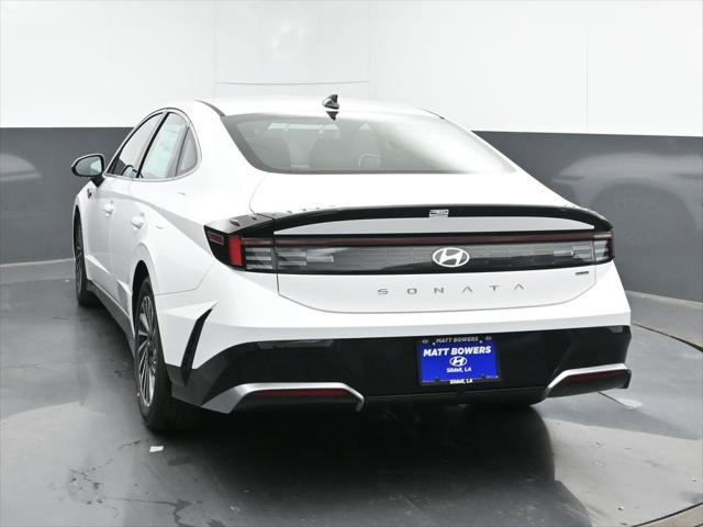 new 2025 Hyundai Sonata Hybrid car, priced at $32,069