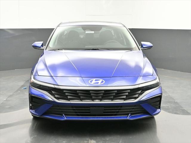 new 2024 Hyundai Elantra car, priced at $22,985