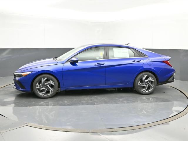 new 2024 Hyundai Elantra car, priced at $22,985