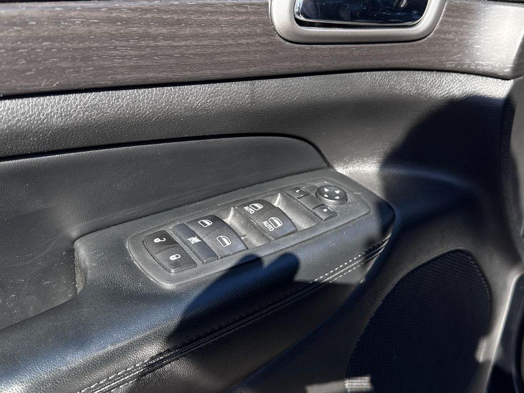 used 2017 Jeep Grand Cherokee car, priced at $12,495