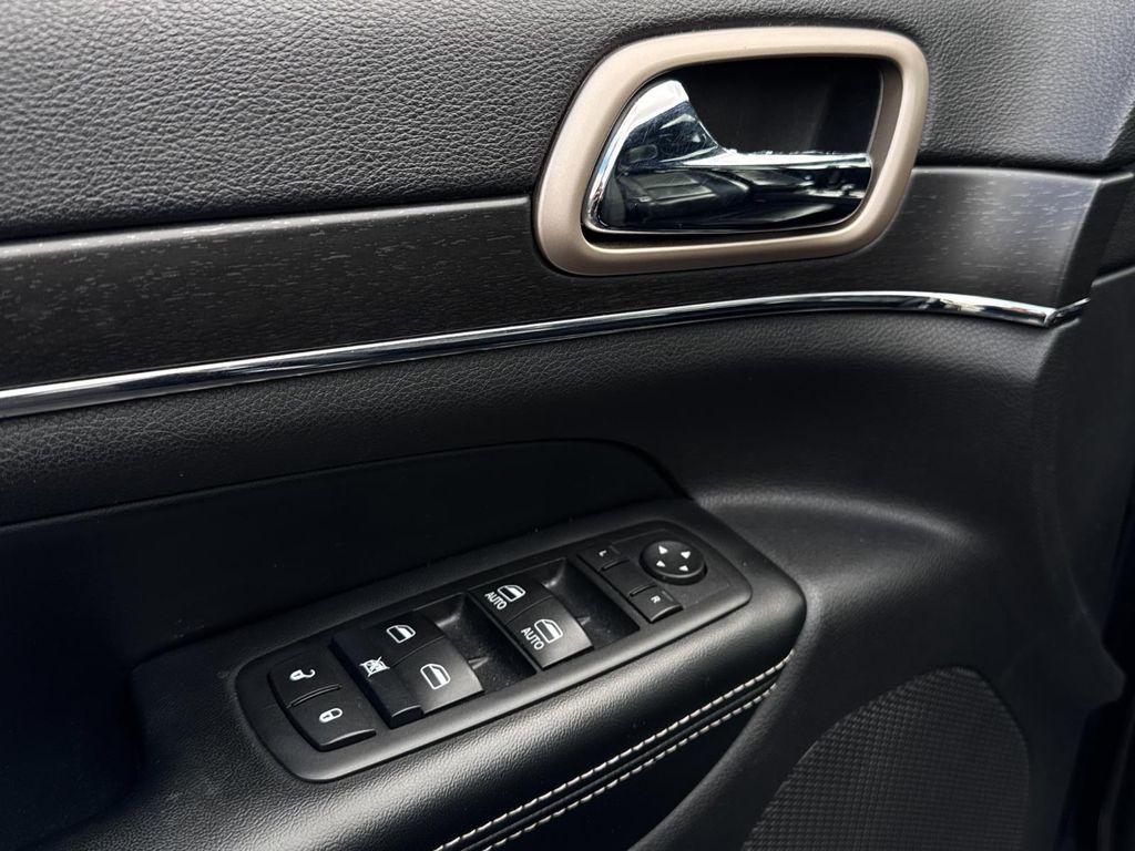 used 2015 Jeep Grand Cherokee car, priced at $8,895