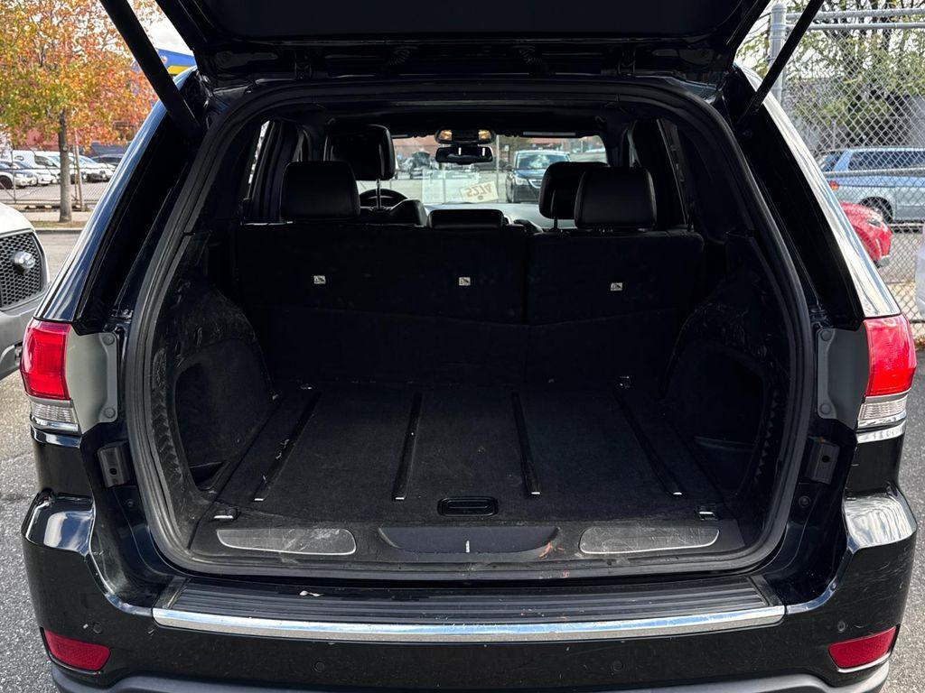 used 2015 Jeep Grand Cherokee car, priced at $8,895