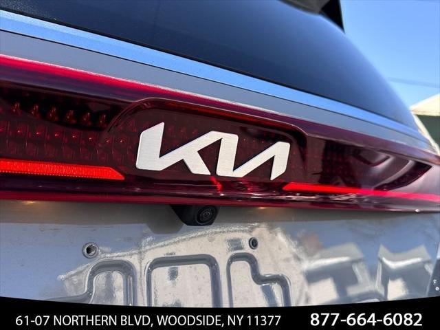 used 2022 Kia Carnival car, priced at $27,984