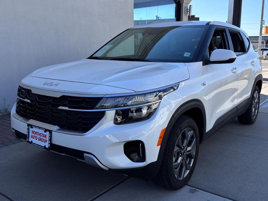 used 2024 Kia Seltos car, priced at $20,895