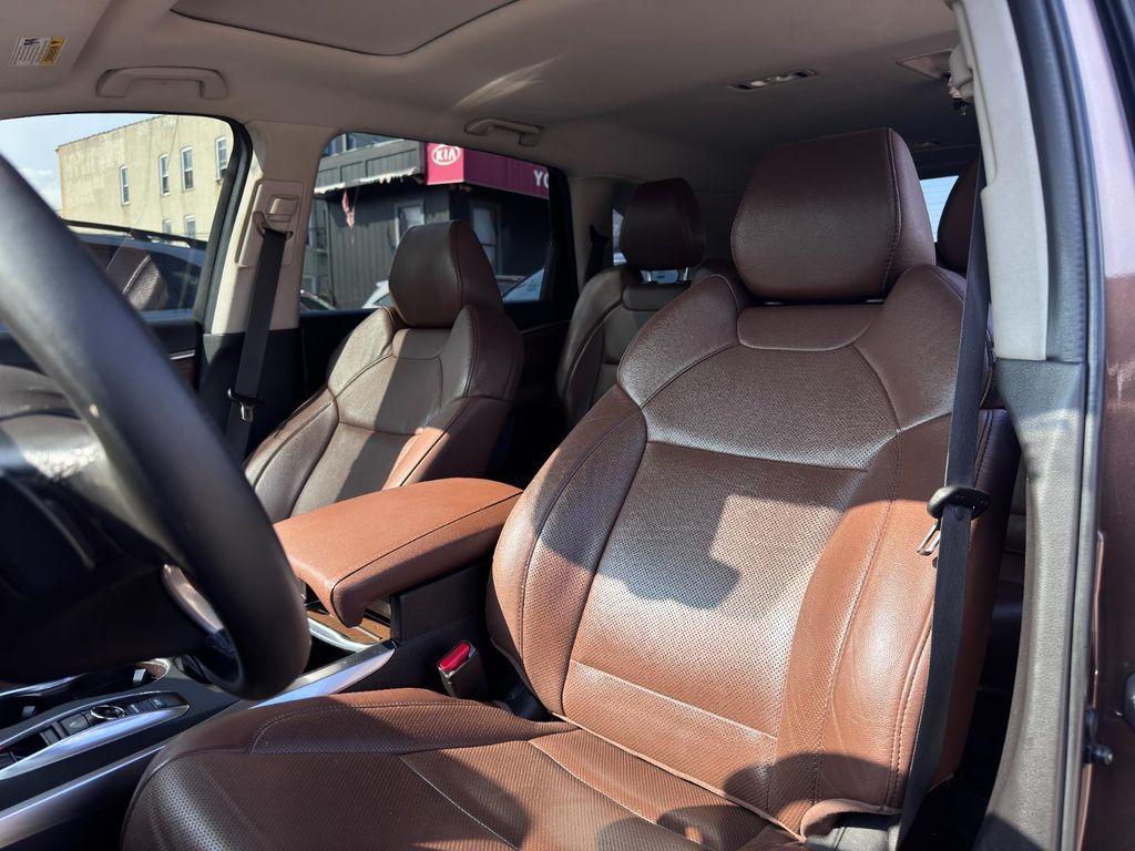 used 2019 Acura MDX car, priced at $17,895