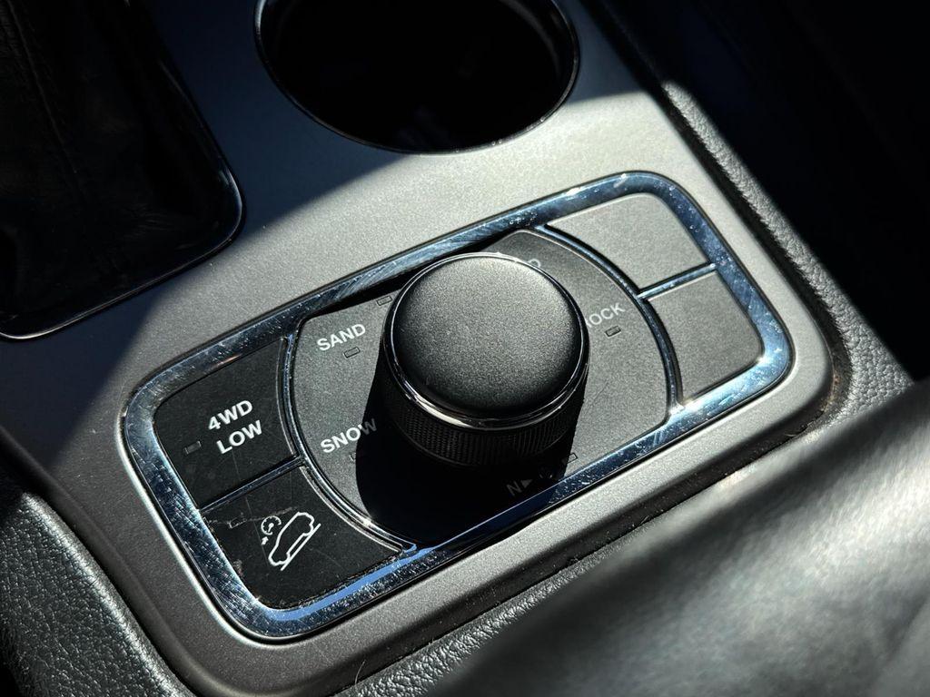 used 2019 Jeep Grand Cherokee car, priced at $21,995