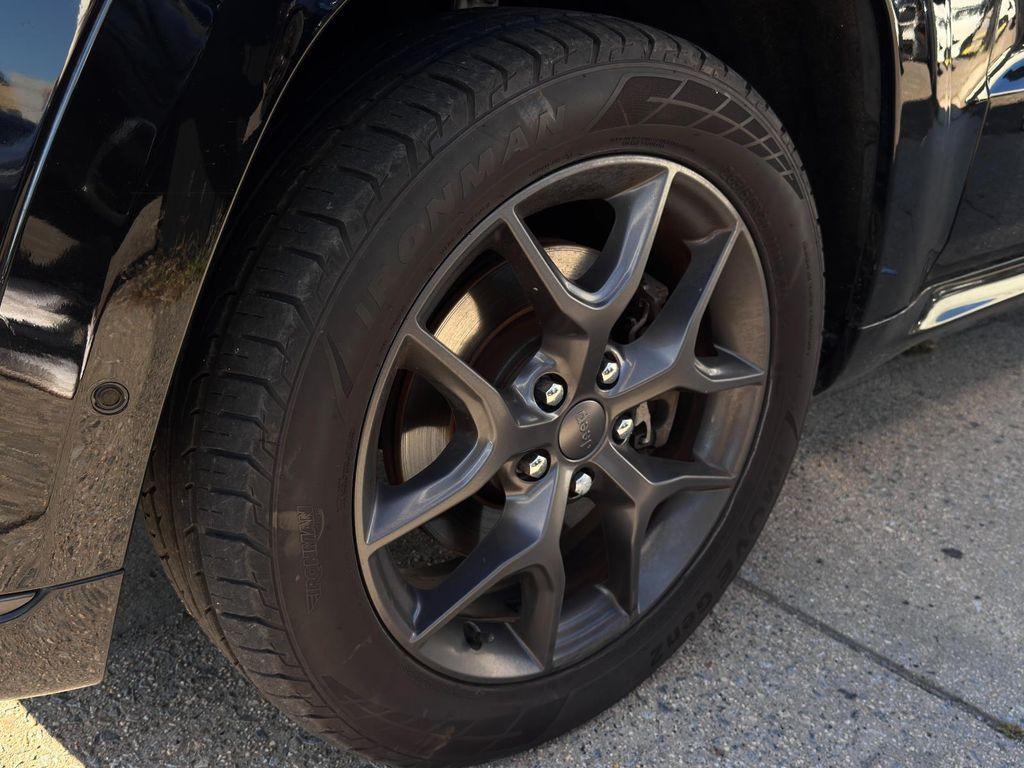 used 2019 Jeep Grand Cherokee car, priced at $21,995