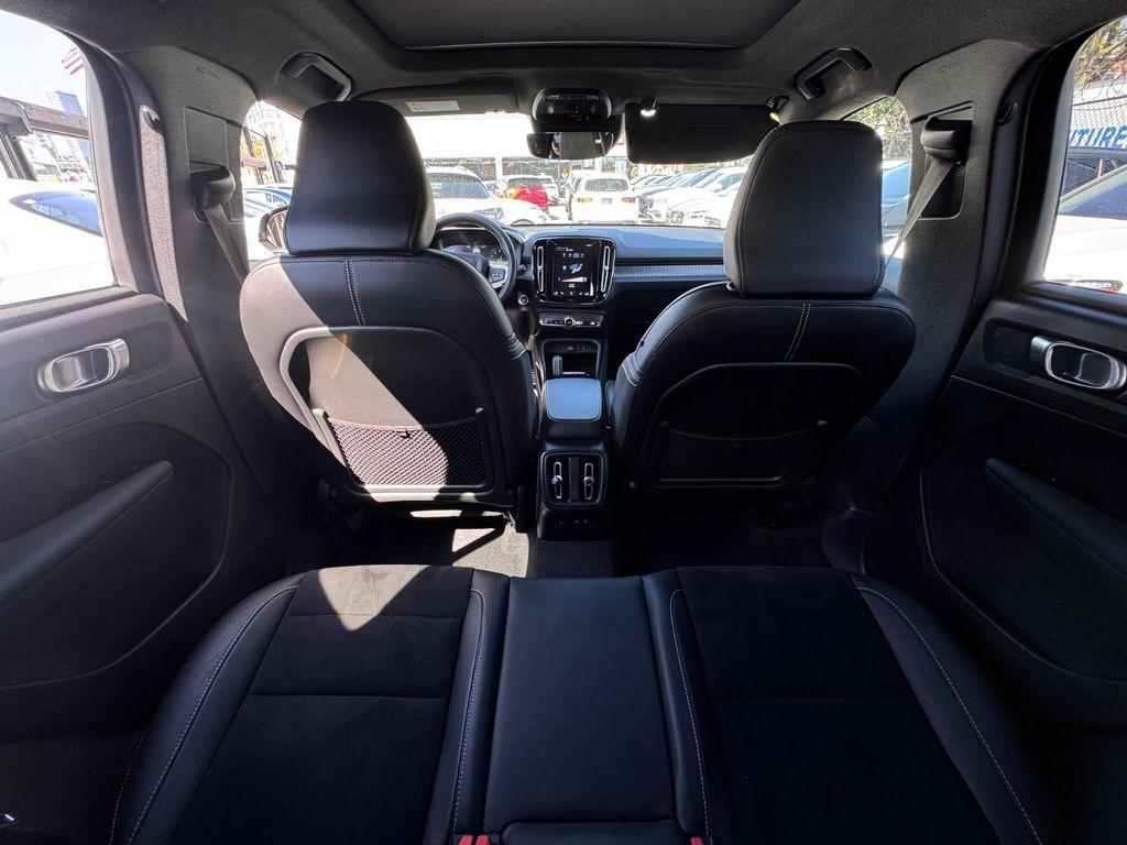 used 2021 Volvo XC40 car, priced at $21,799