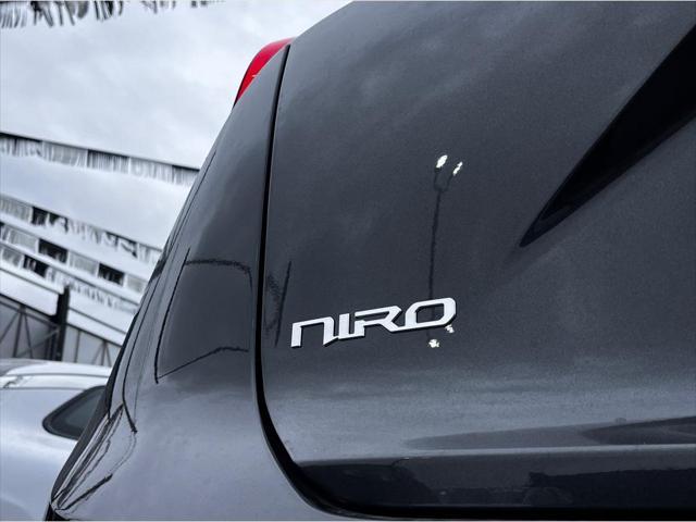 new 2024 Kia Niro Plug-In Hybrid car, priced at $34,995