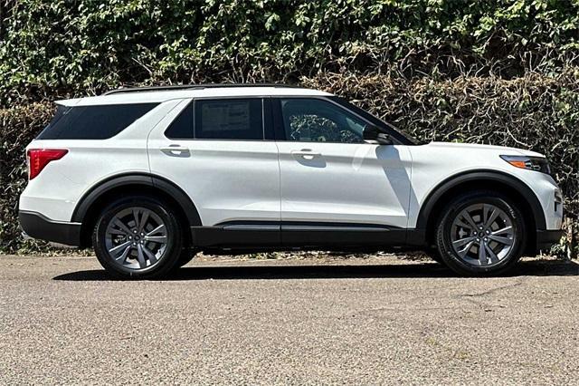 new 2024 Ford Explorer car, priced at $47,433